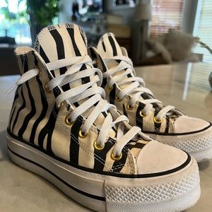 Custom converse, all stars. Women’s 5.5. Zebra print with gold accent.